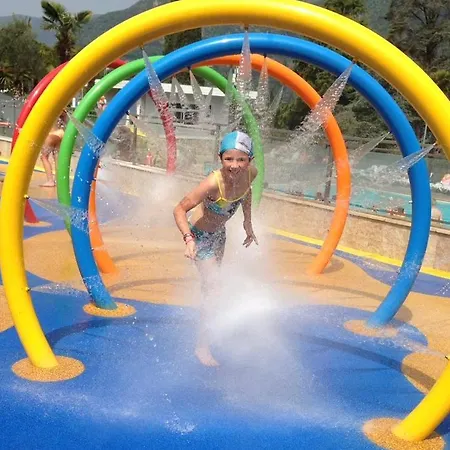 Camping Casa Mobile - Eden Village San Felice del Benaco